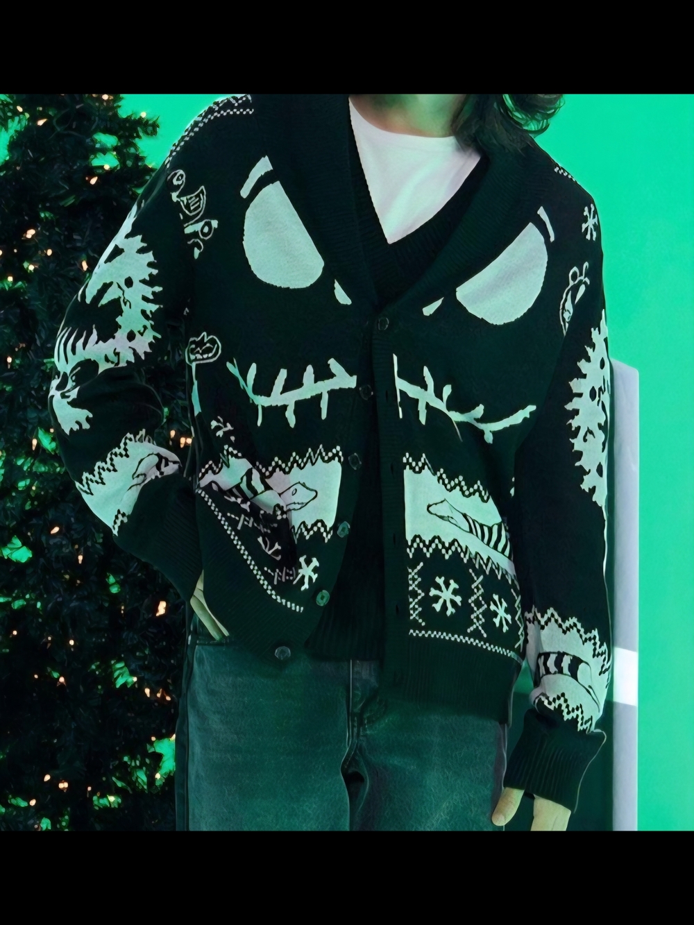 Nightmare Before Christmas Cardigan Sweater - Men's XL